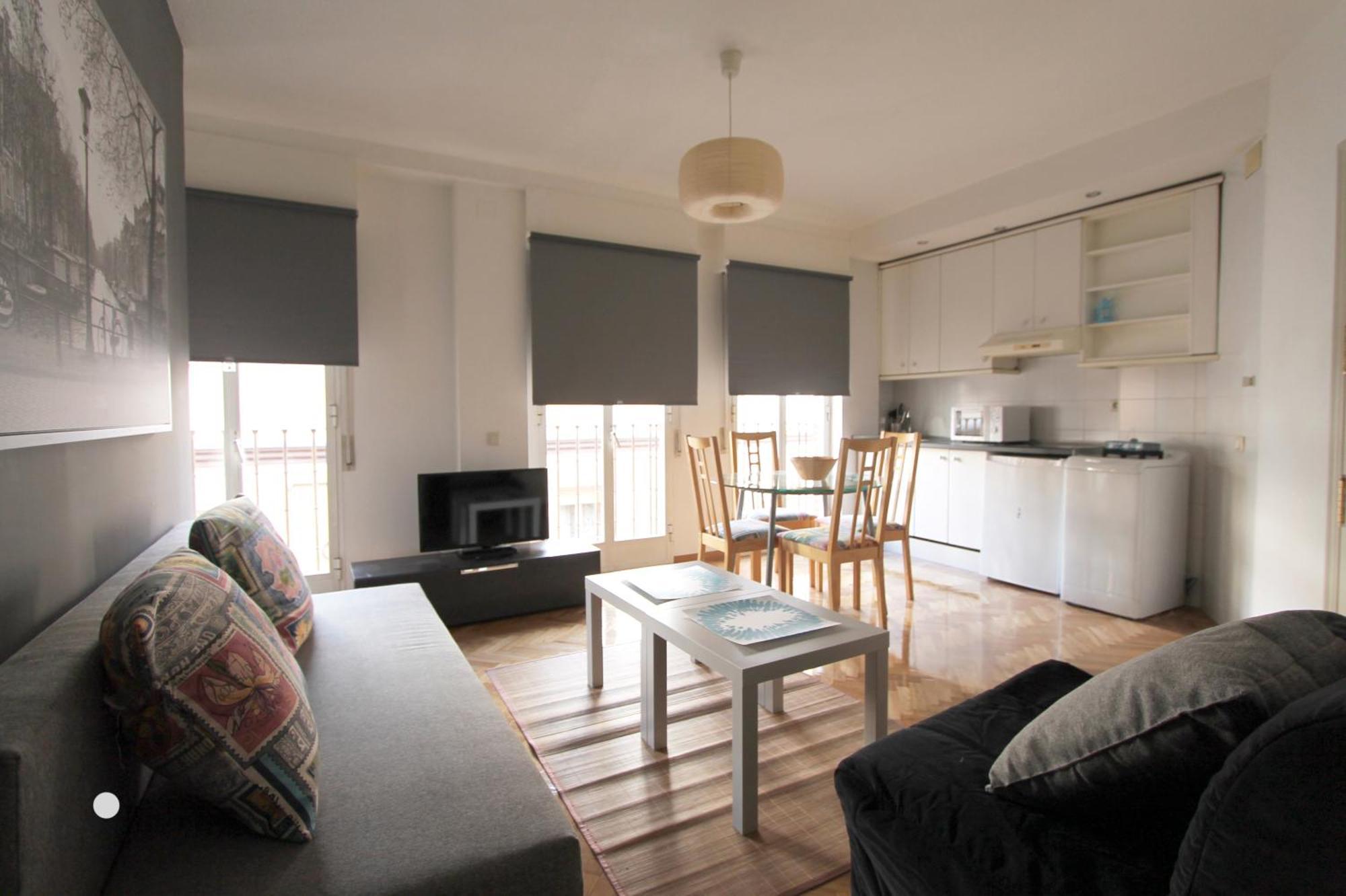 Apartamentos Goyescas Deco Мадрид Номер фото